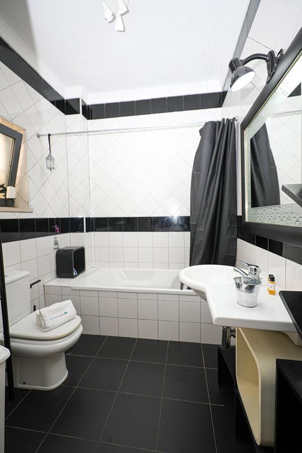 A64 - Barreira Holiday Flat In Lagos Apartment Ngoại thất bức ảnh