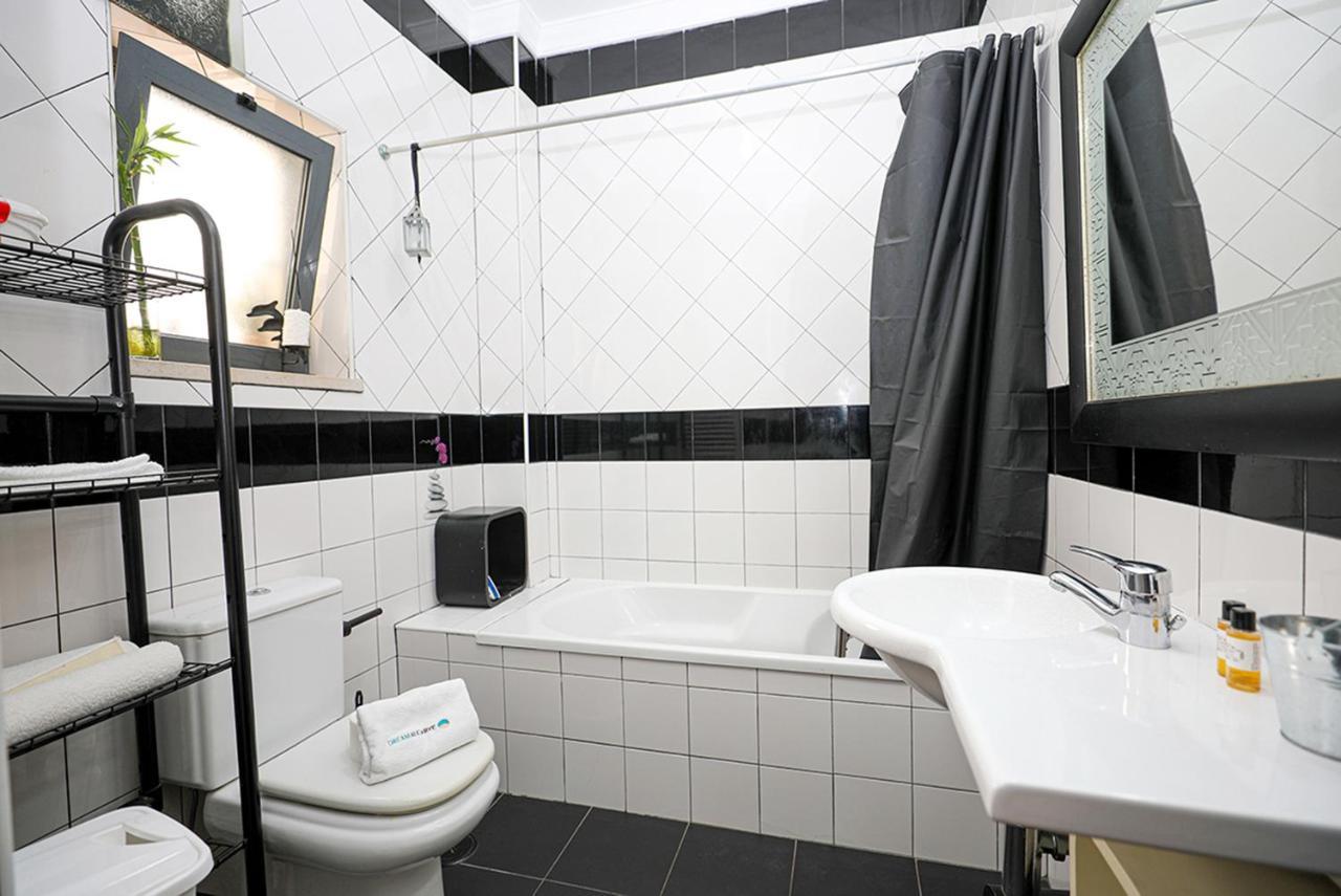A64 - Barreira Holiday Flat In Lagos Apartment Ngoại thất bức ảnh